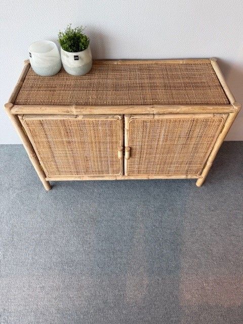 J-Line Rotan commode/kastje