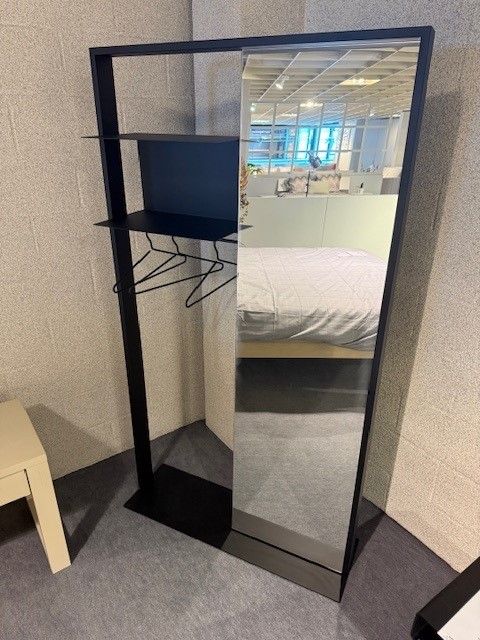 Resistub Vestiaire