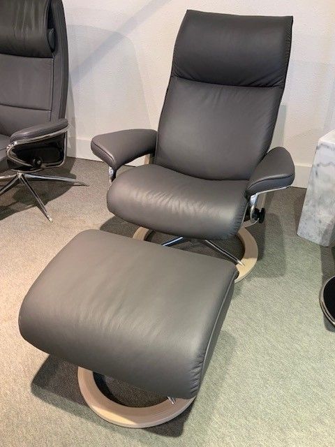 Stressless Aura medium + voetenbank foto 3