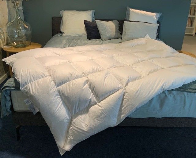 Bedking Duvet de Luxe met randrol foto 1